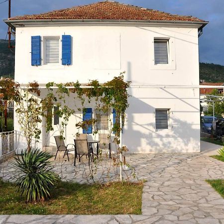 Appartement Old Marine House à Tivat Extérieur photo
