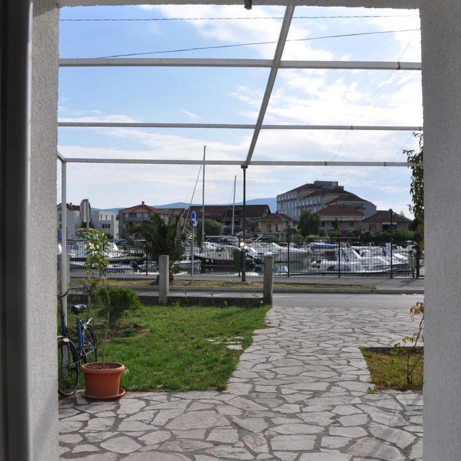 Appartement Old Marine House à Tivat Extérieur photo