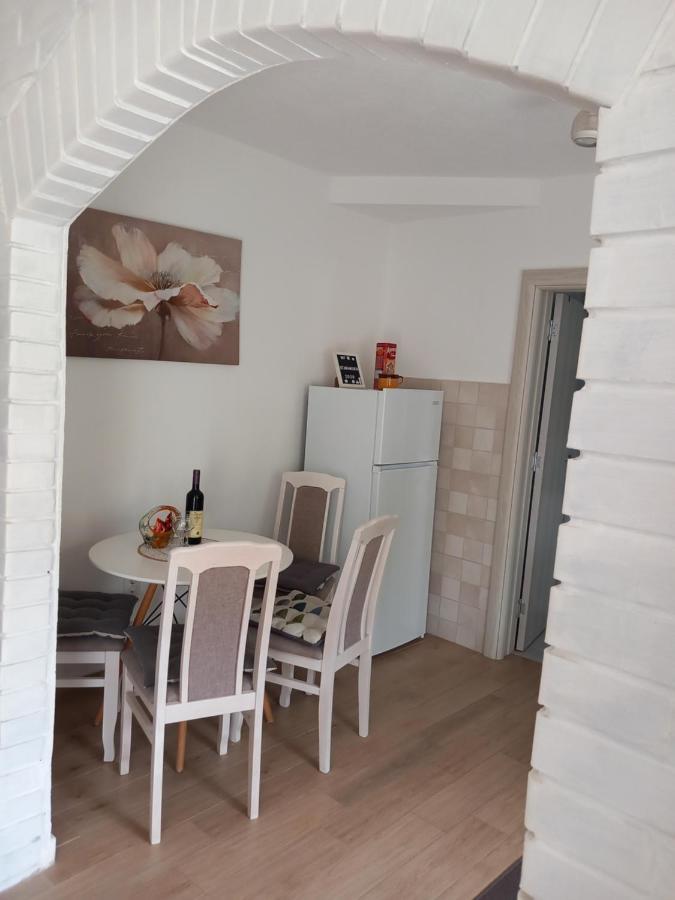 Appartement Old Marine House à Tivat Extérieur photo